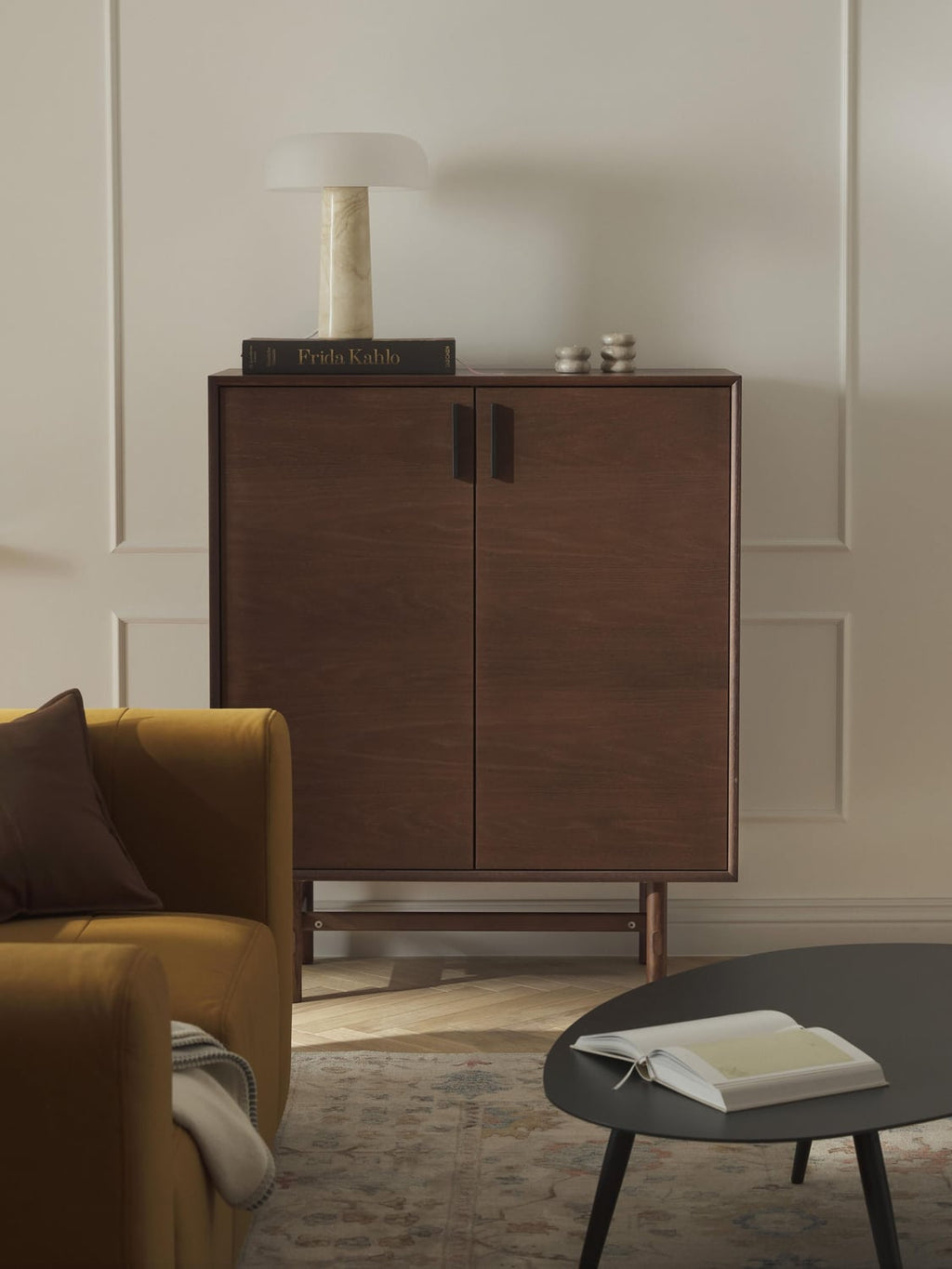 Diana Highboard in Oak — Brown
