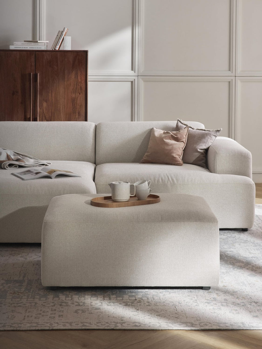 Melva Ottoman, B 99 x T 72 cm — Oatmeal