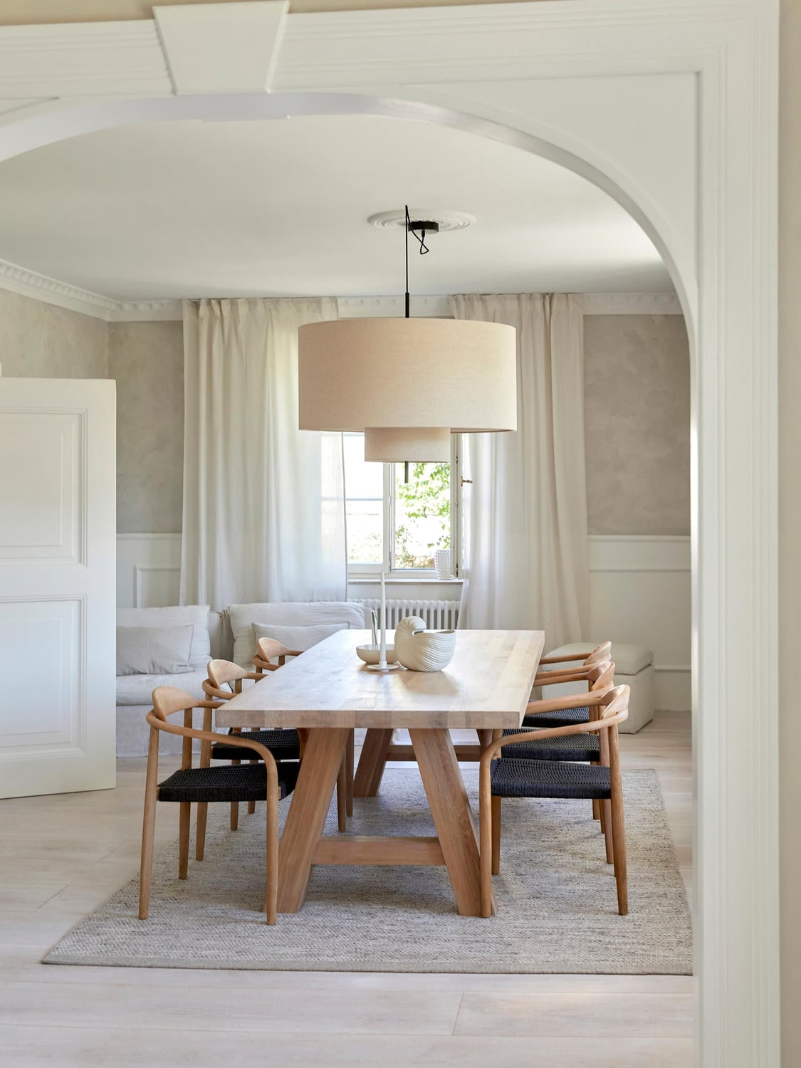Ashton Dining Table in Oak, in various sizes — Sand