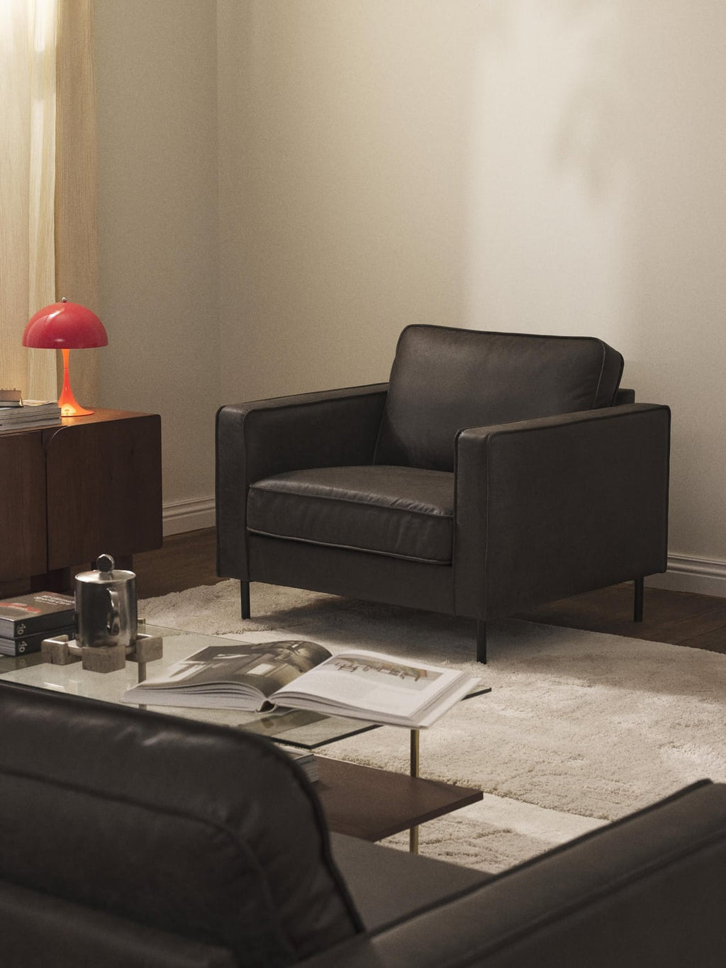 Hunter Leather-Armchair — Dark Grey