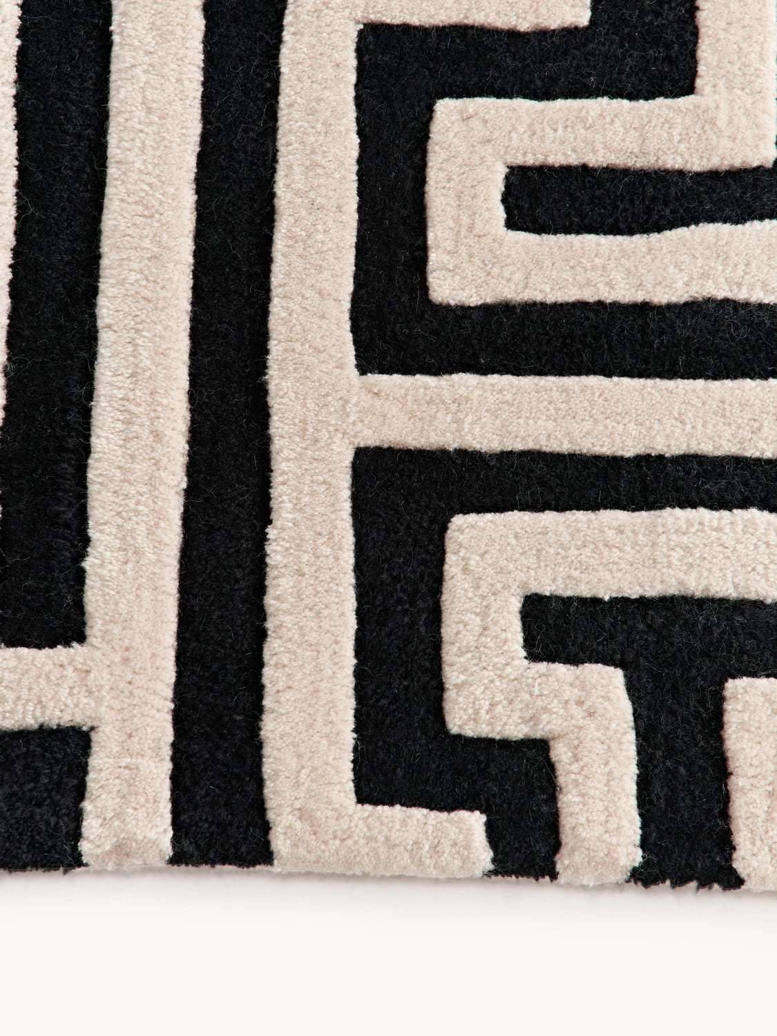 Monty Hand-Tufted Wool Rug with Raised High-Low-Texture — Dark Grey