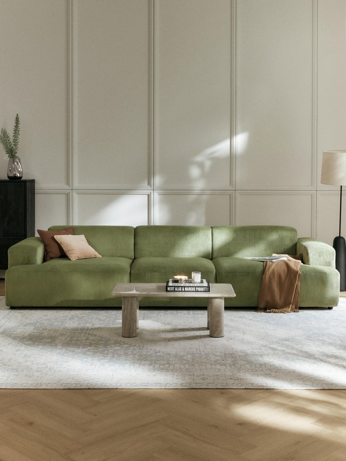 Melva Corduroy-Sofa (4-seater) — Olive