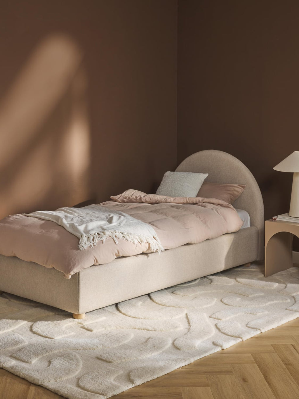 Ebba Single Bed — Blush