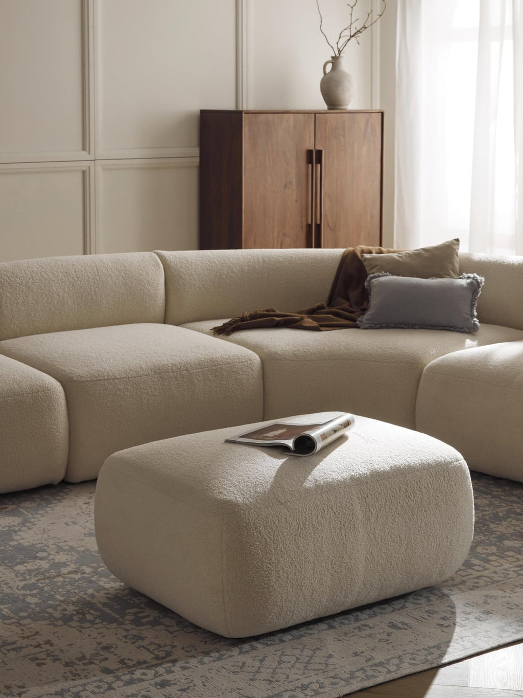 Sofia Teddy-Ottoman