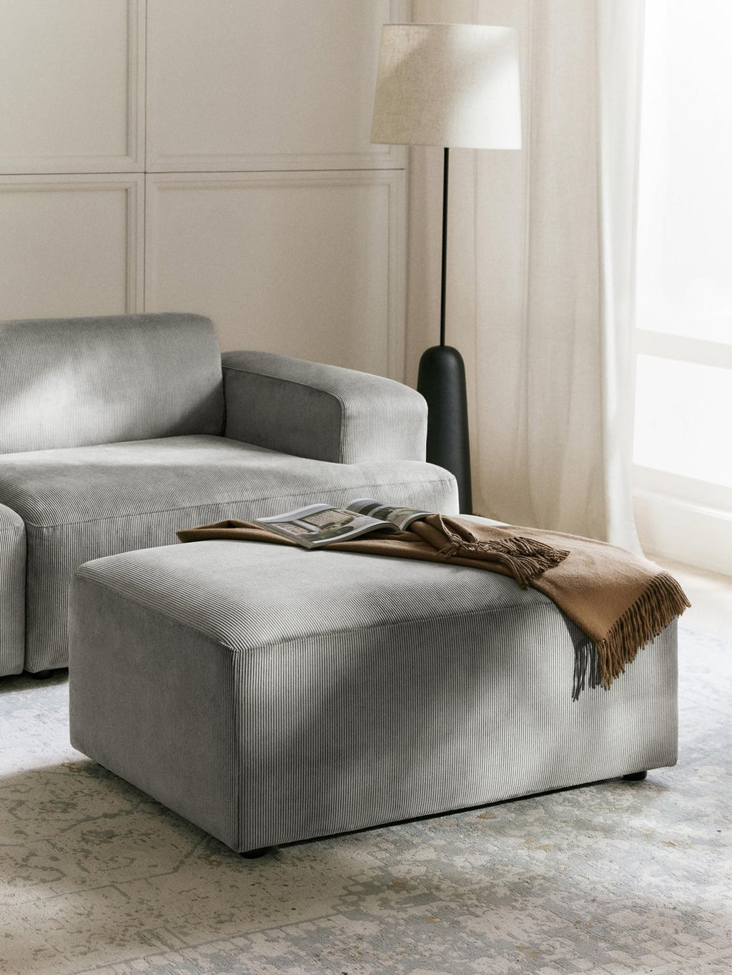 Melva Corduroy-Ottoman, B 99 x T 72 cm — Grey