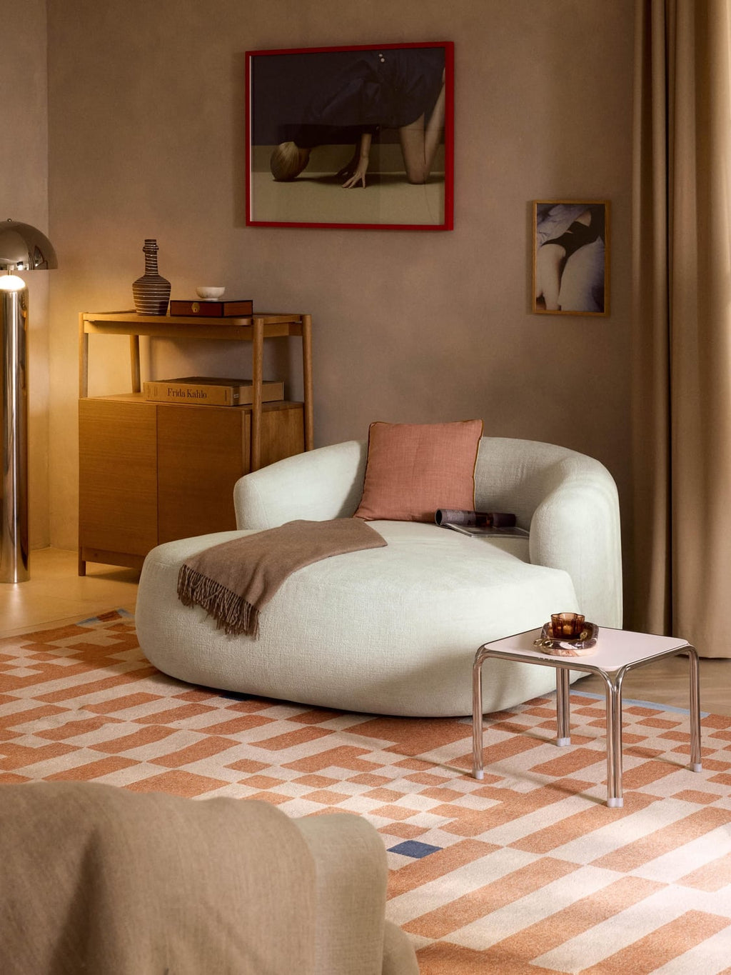 Sofia XL-Lounge Chair — Ivory