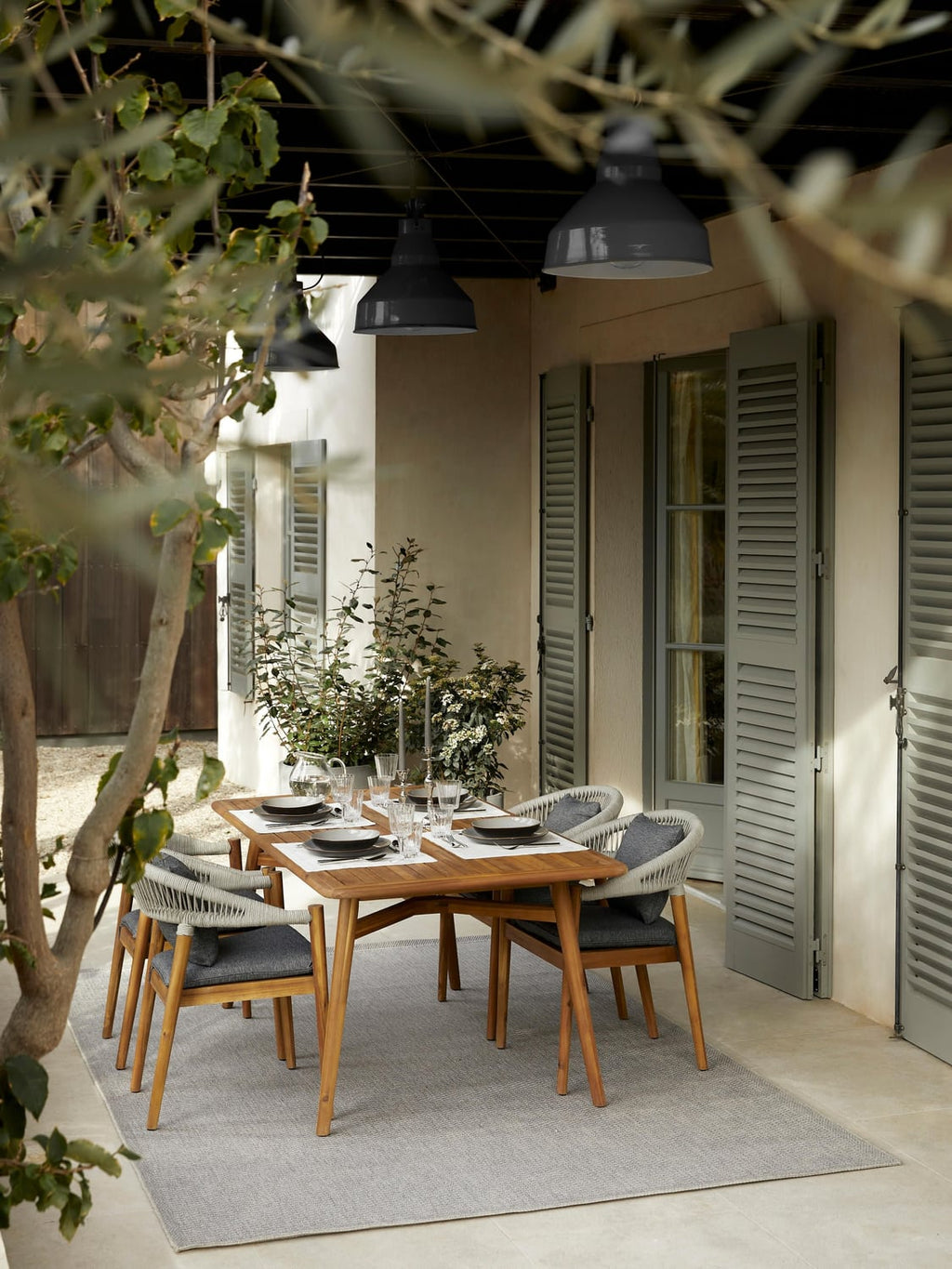 Marc Garden Table in Acacia, 180 x 90 cm
