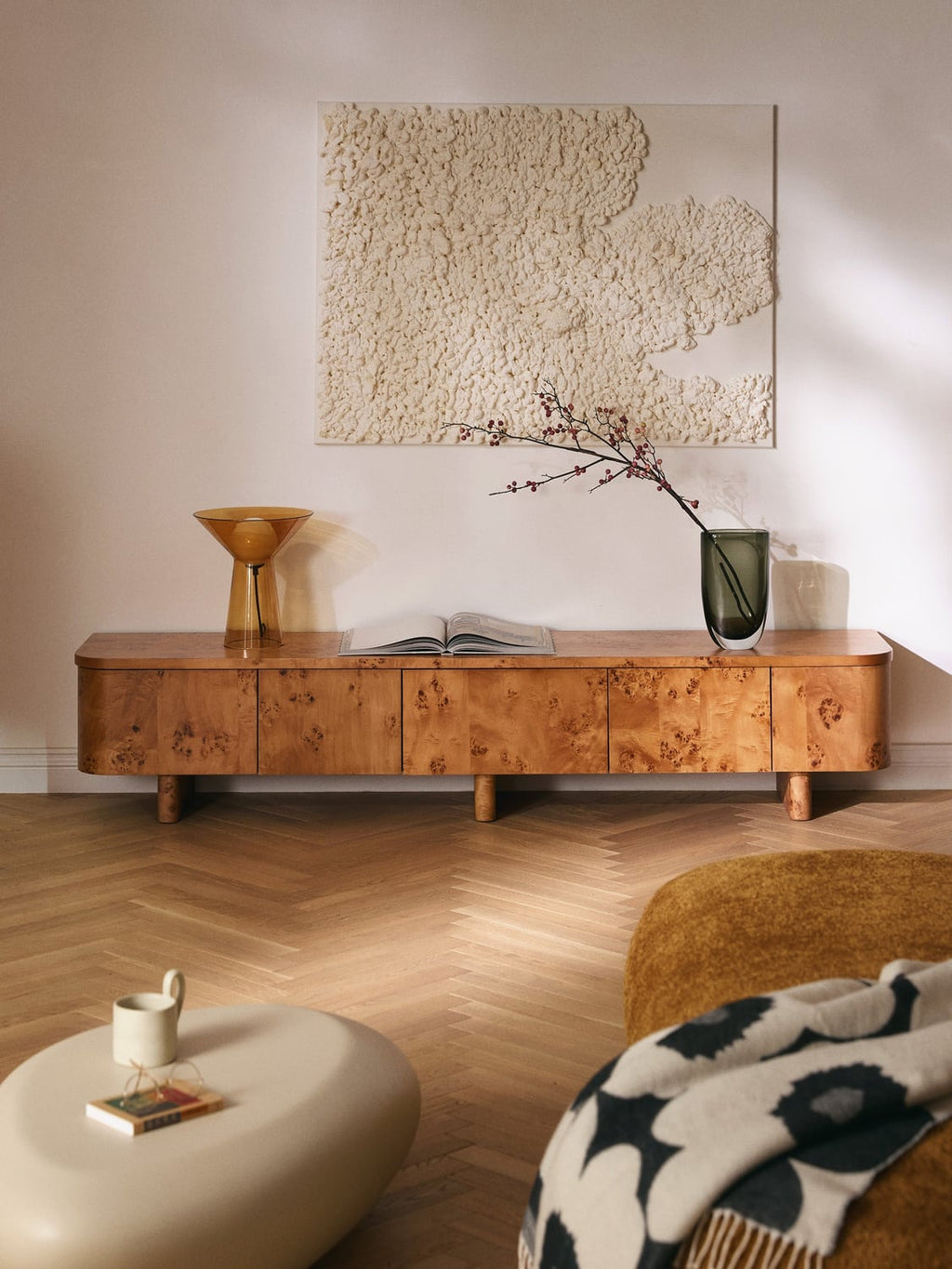 Tobia Wood-TV-Lowboard