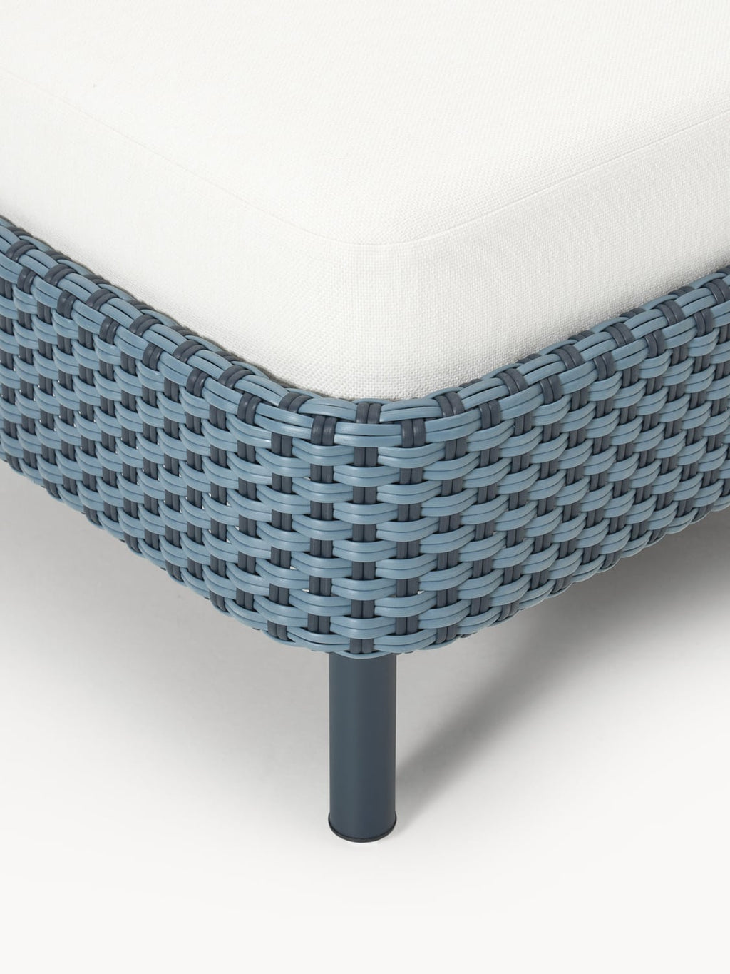 Hani Garden Sofa Ottoman with Protective Cover — Lilac