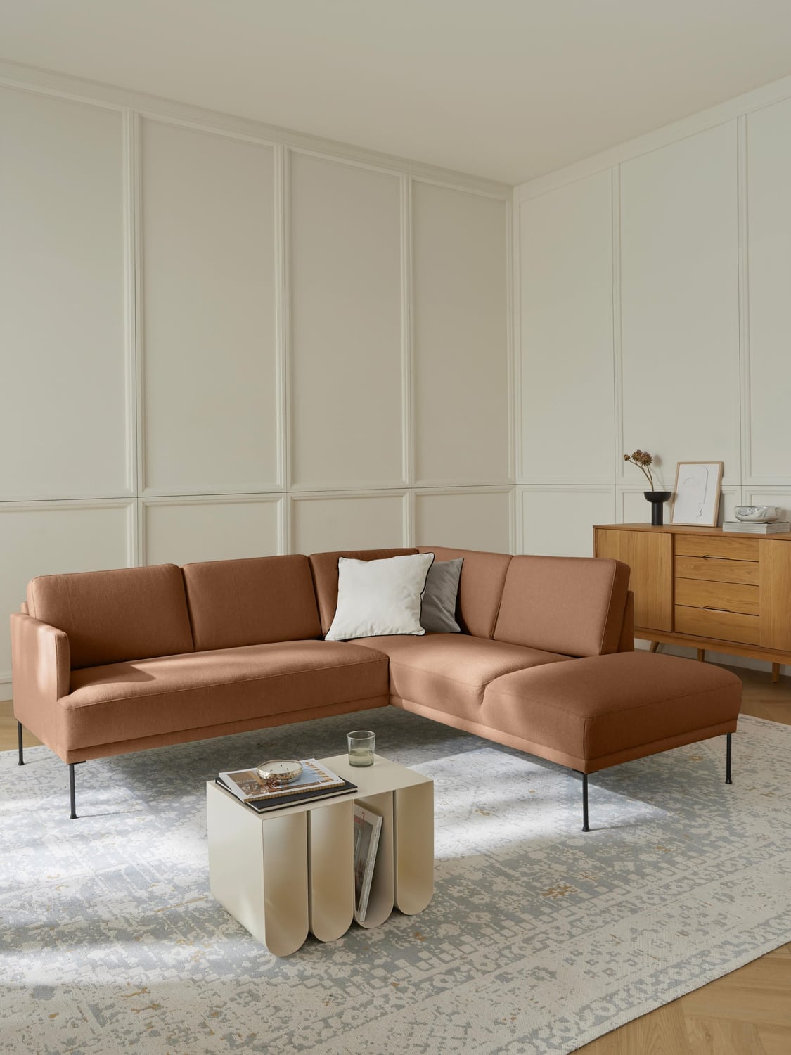 Fluente Corner Sofa — Camel