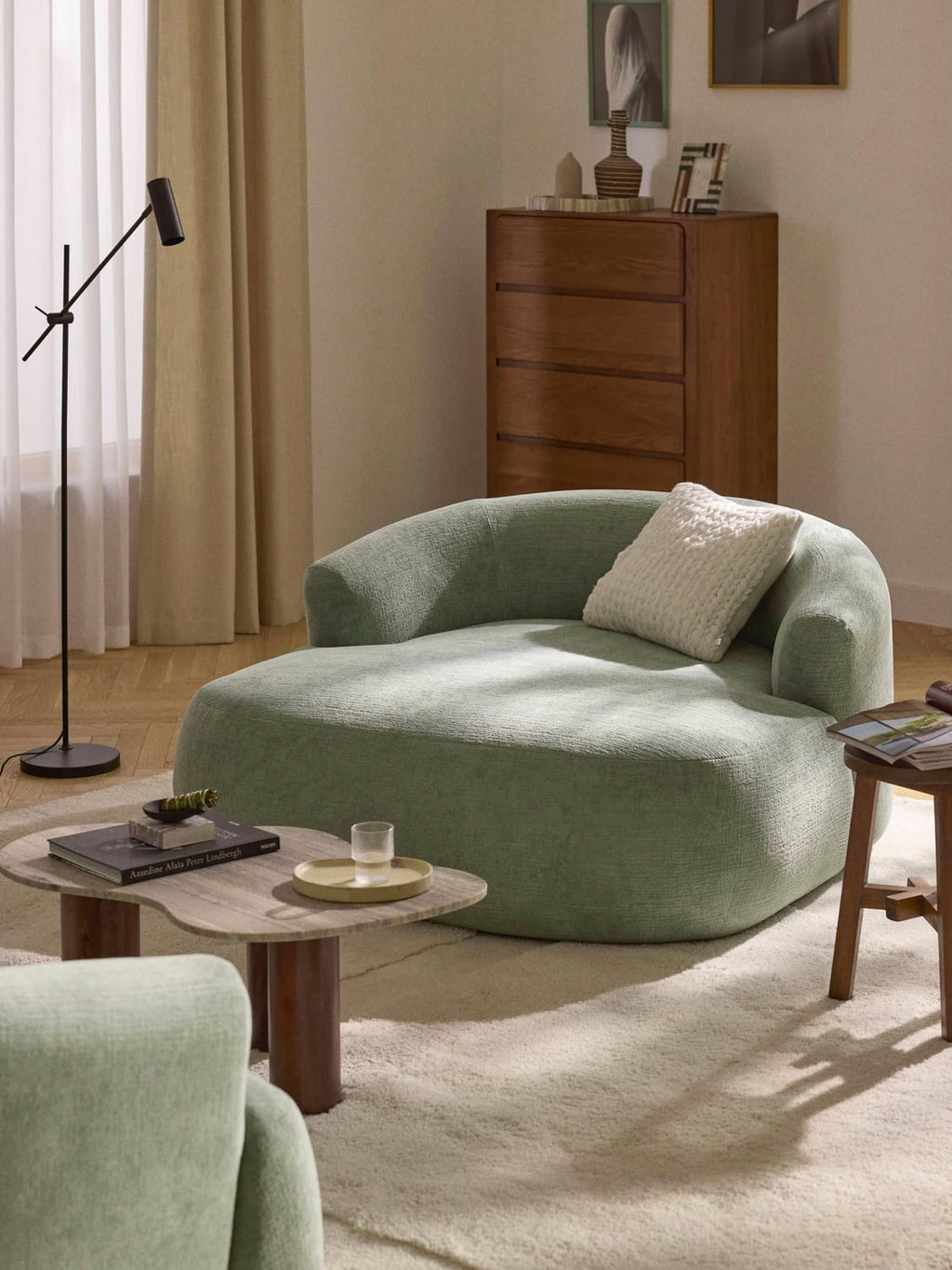 Sofia XL-Lounge Chair — Sand Beige